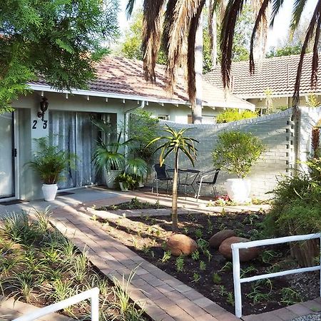 Old Umtali Guest House Johannesbourg Extérieur photo